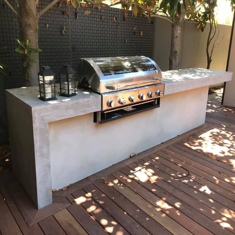 Outdoor Kitchens